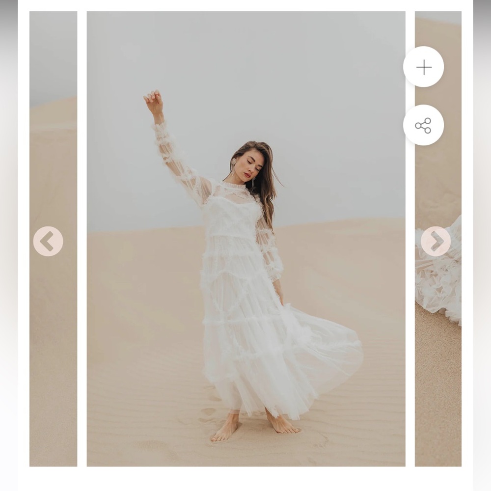 Untamed Petals DREAMER MAXI - WHITE size M